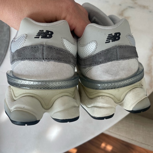 New Balance 9060 - Picture 5 of 7